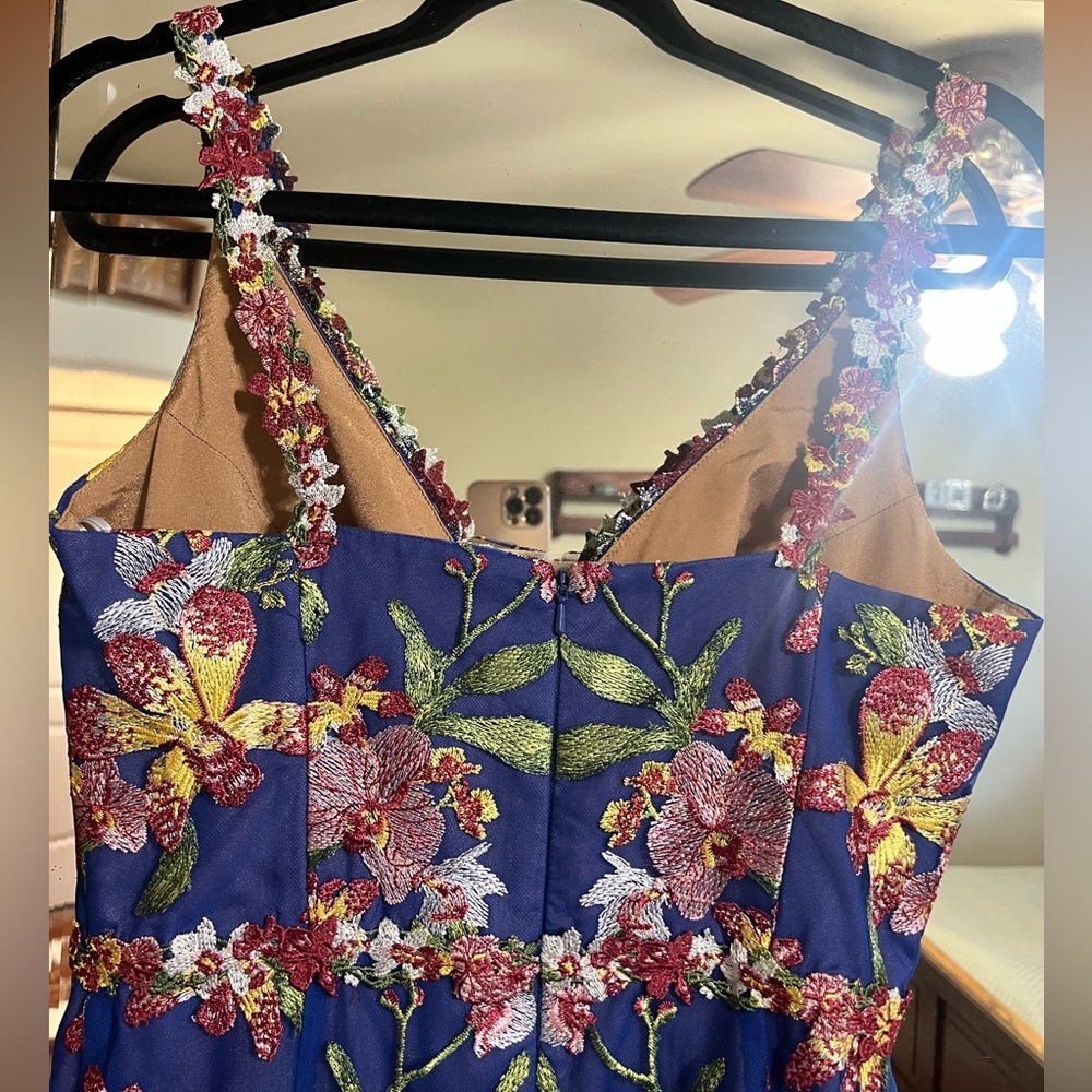 Exquisite Marchesa Notte Floral Print Long Gown - Size 2 (Medium) - Picture 7 of 16